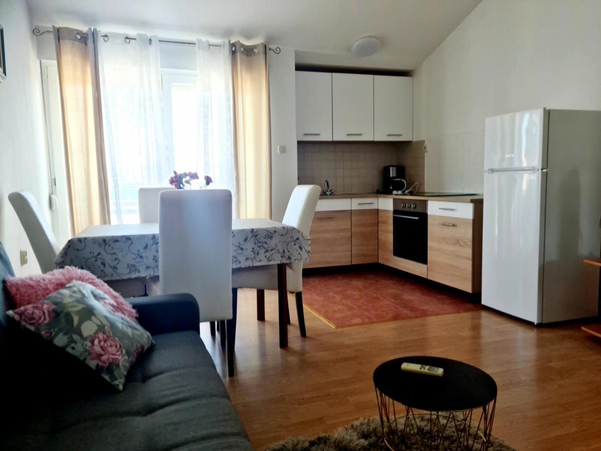Apartmani Junto Преко Экстерьер фото