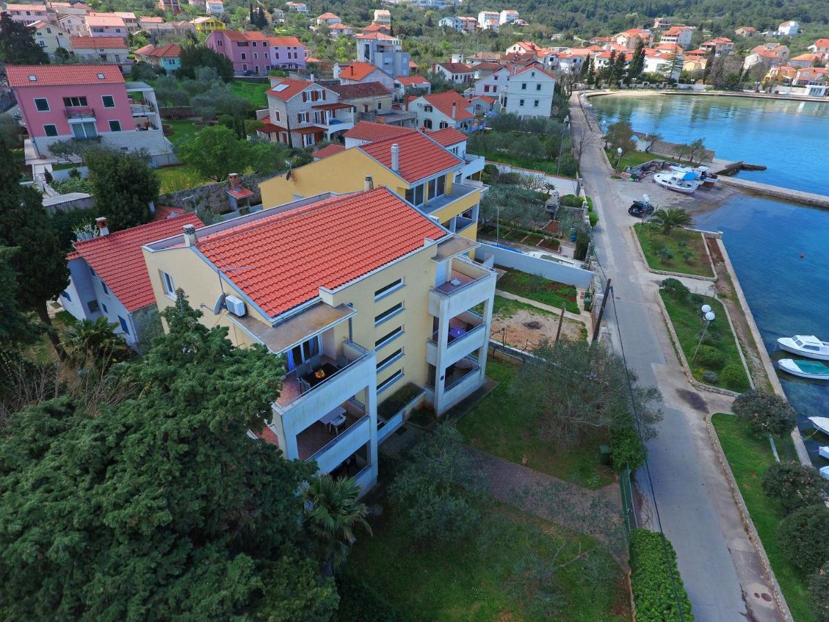 Apartmani Junto Преко Экстерьер фото